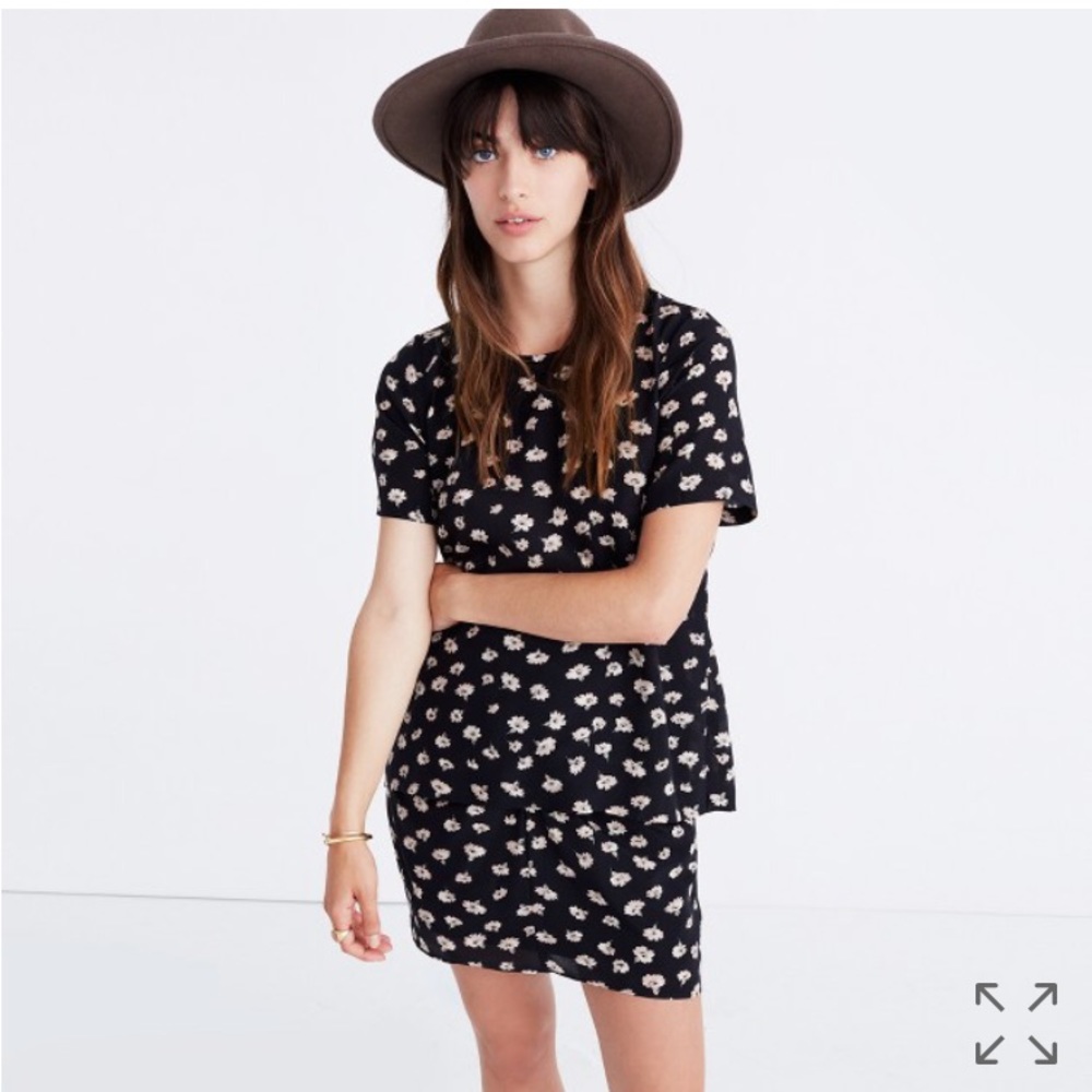Madewell silk button back tee